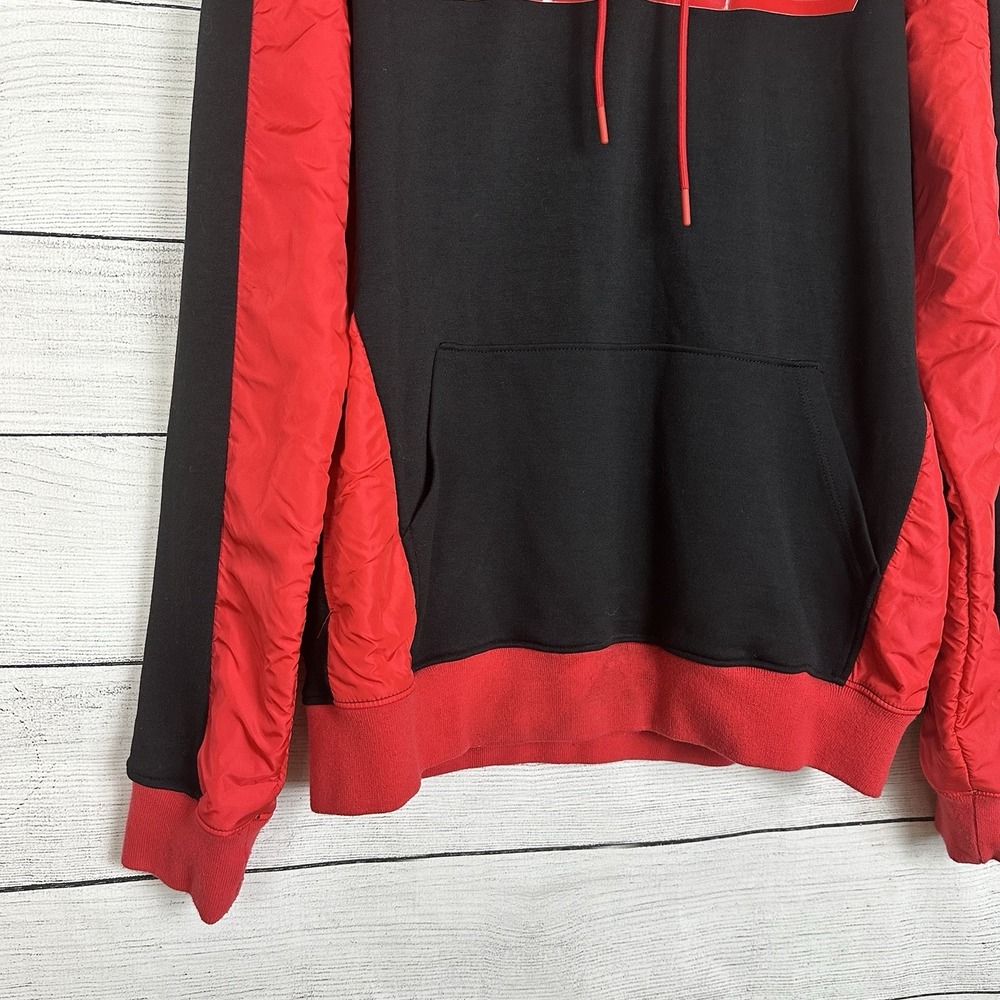 Black Pyramid By Chris Brown Graphic Hoodie‎ Black Red Mens Sz Small Streetwear - Picture 3 of 7
